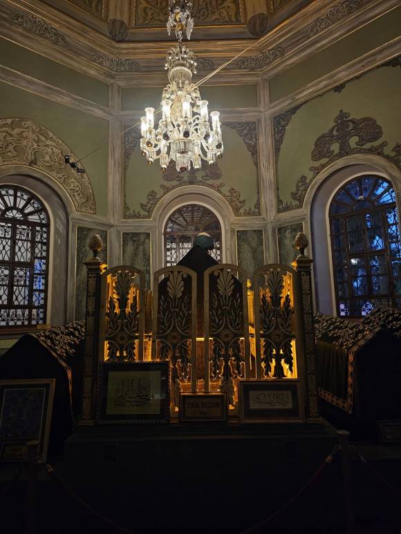 Sanat Tarihi Hocası Esra Özdil ile Söğüt, Bilecik ve Bursa’nın Mimarisi, Sanatı ve Tarihî Hafızası