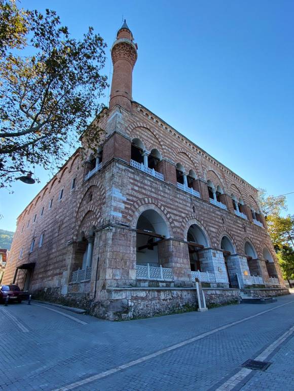 Sanat Tarihi Hocası Esra Özdil ile Söğüt, Bilecik ve Bursa’nın Mimarisi, Sanatı ve Tarihî Hafızası