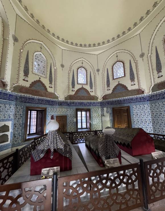 Sanat Tarihi Hocası Esra Özdil ile Söğüt, Bilecik ve Bursa’nın Mimarisi, Sanatı ve Tarihî Hafızası