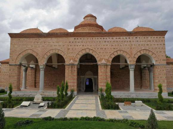 Sanat Tarihi Hocası Esra Özdil ile Söğüt, Bilecik ve Bursa’nın Mimarisi, Sanatı ve Tarihî Hafızası