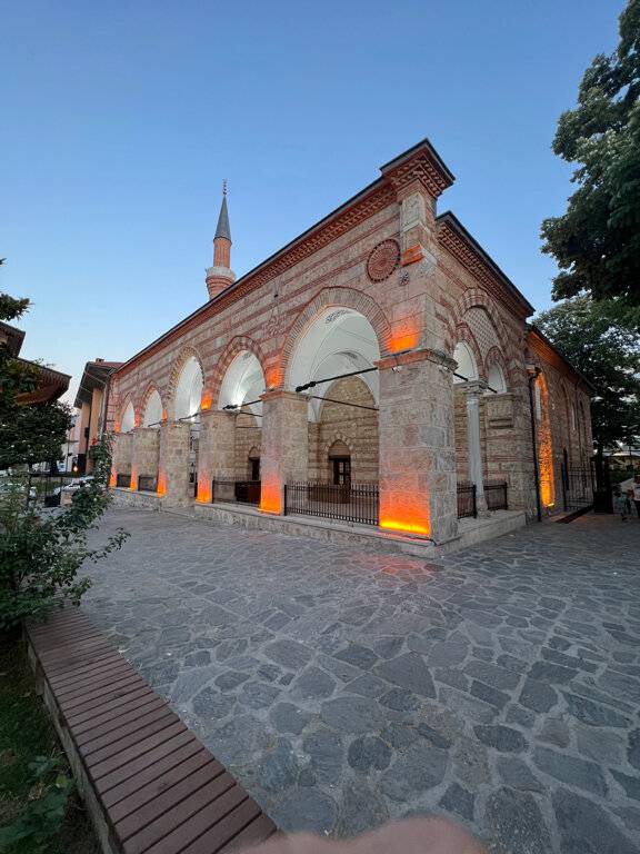 Sanat Tarihi Hocası Esra Özdil ile Söğüt, Bilecik ve Bursa’nın Mimarisi, Sanatı ve Tarihî Hafızası