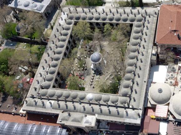 Sanat Tarihi Hocası Esra Özdil ile Söğüt, Bilecik ve Bursa’nın Mimarisi, Sanatı ve Tarihî Hafızası