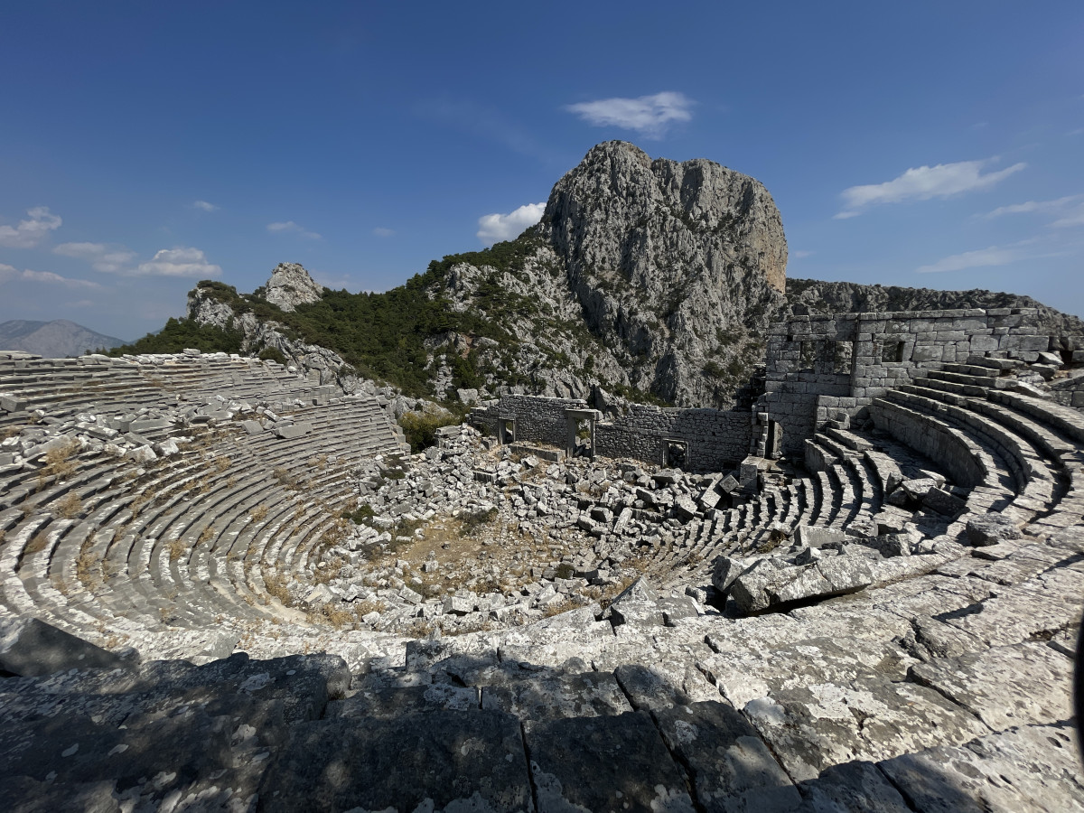 Dr. Işılay Gürsu rehberliğinde Pisidia Kültürel Miras Rotası Yürüyüş Turu